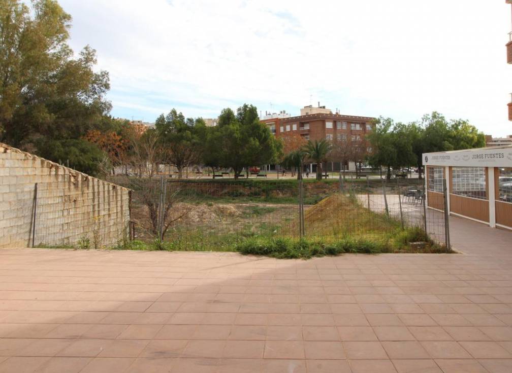 Revente - Local commerciel - Crevillent - Plaza de la Comunidad Valenciana