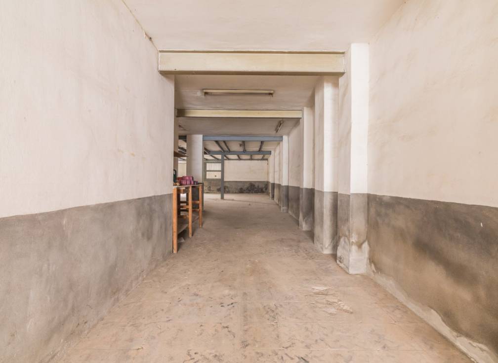 Revente - Local commerciel - Elche - Carrus