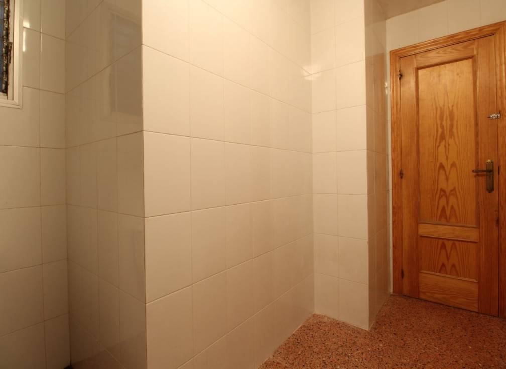 Revente - Local commerciel - Elche - Carrus
