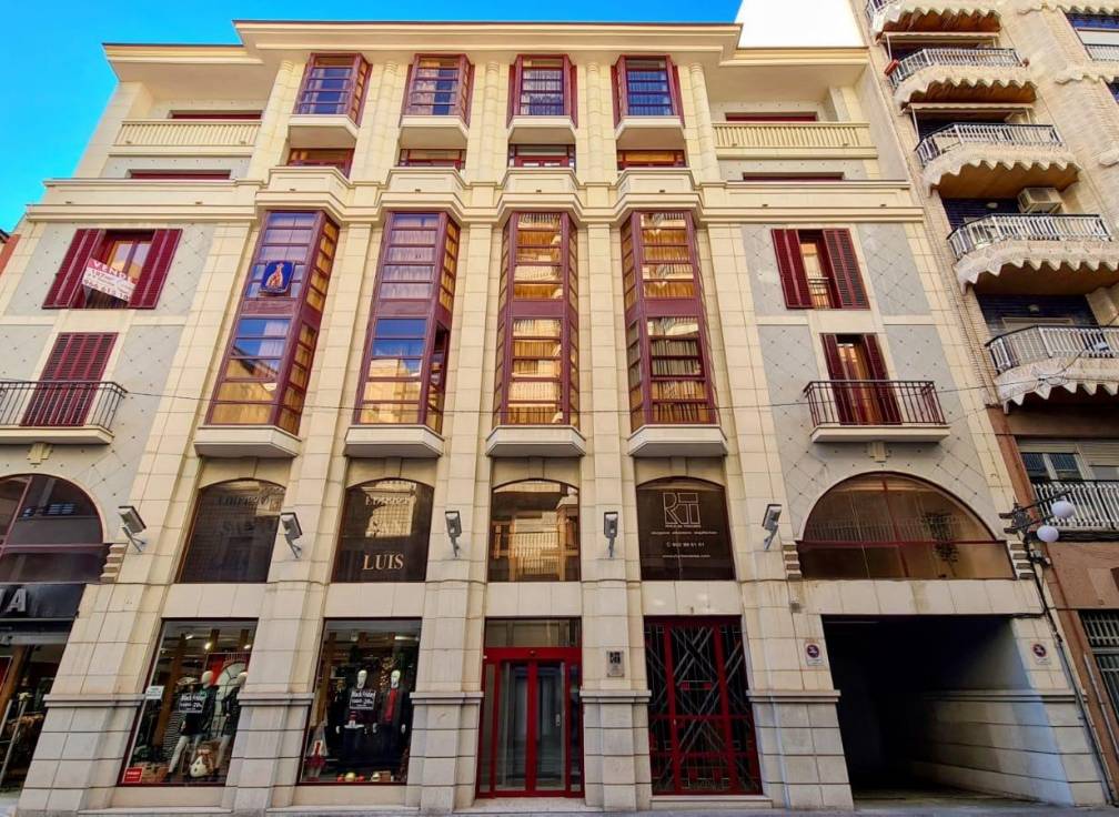 Revente - Local commerciel - Elche - Centro