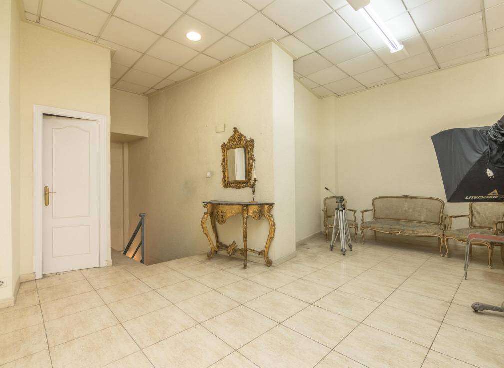 Revente - Local commerciel - Elche - Centro