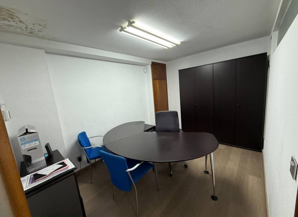 Revente - Local commerciel - Elche - Centro