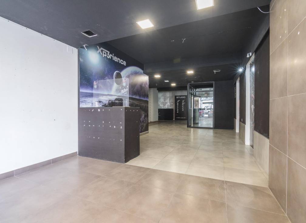 Revente - Local commerciel - Elche - Centro