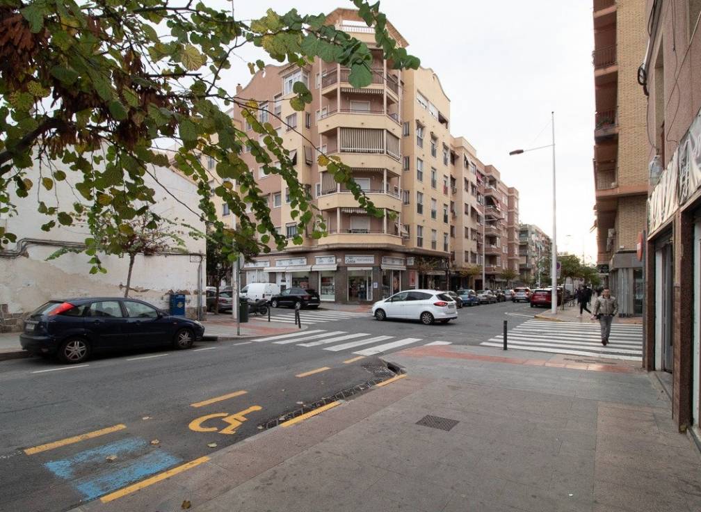 Revente - Local commerciel - Elche - Plaza Madrid