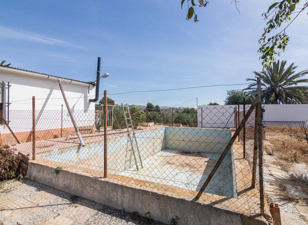 Revente - Maison de campagne - Elche - Carrus