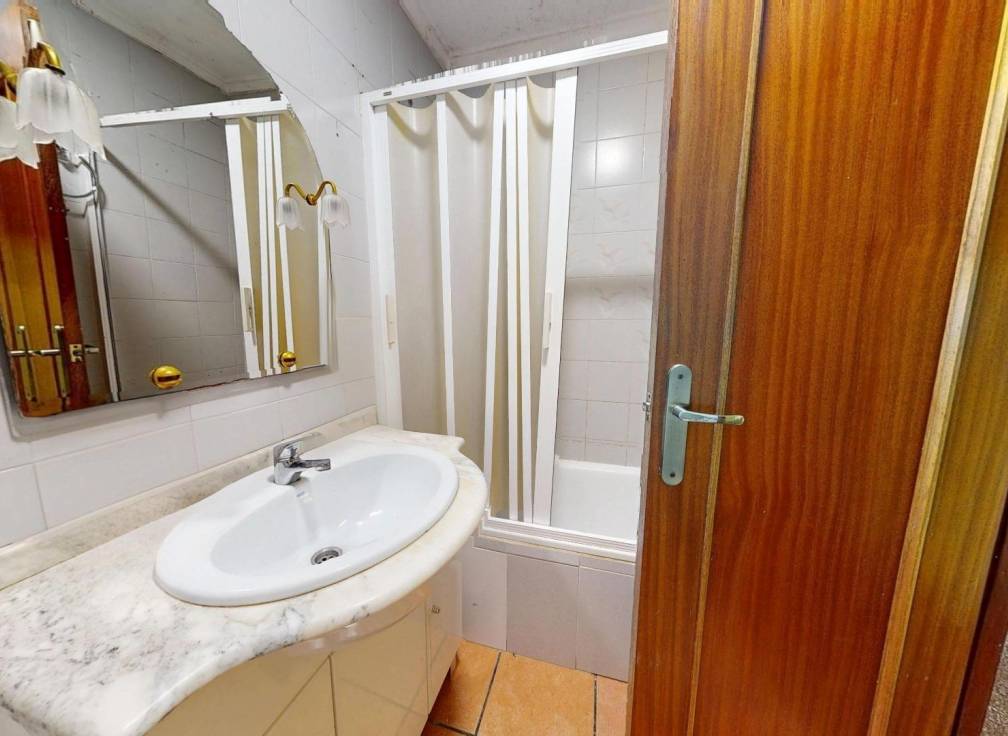 Revente - Mezzanine - Elche - Corazon de Jesus