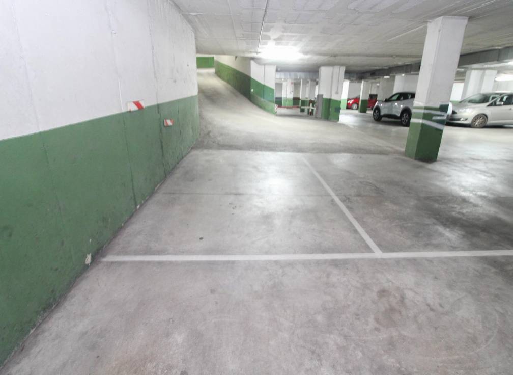 Revente - Parking - Elche - Corazon de Jesus