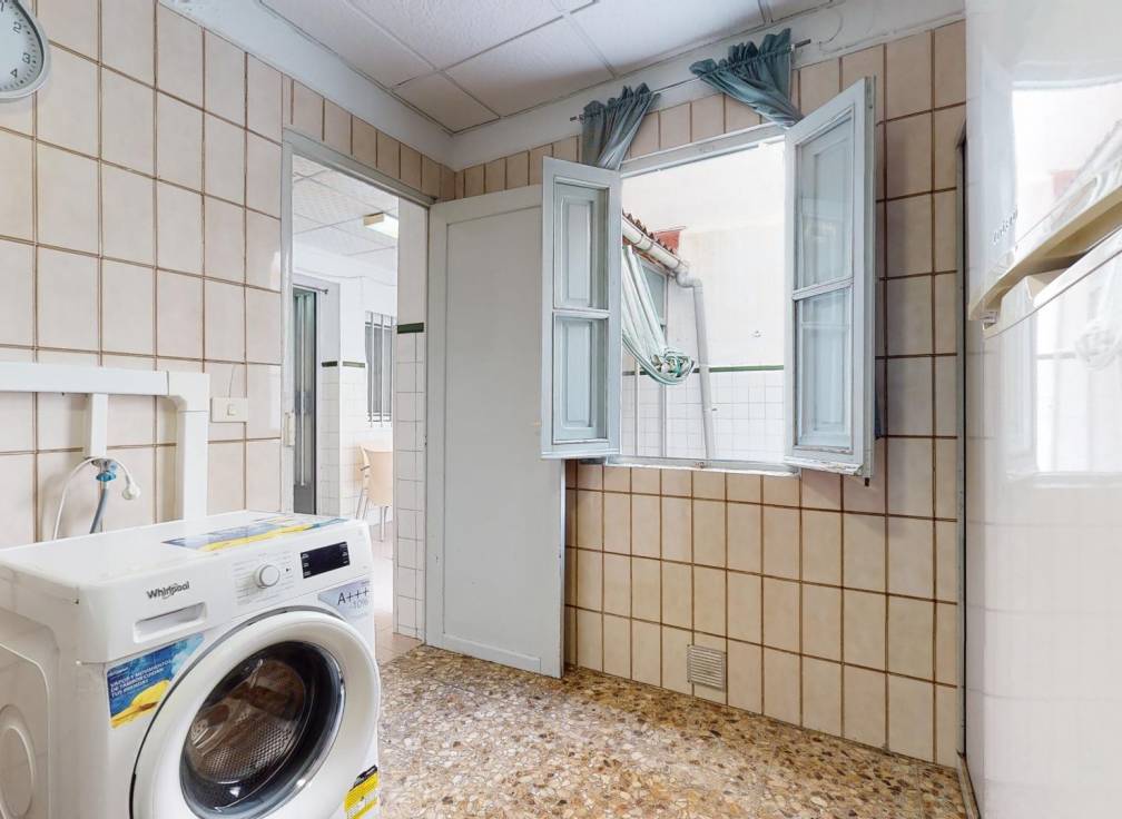 Revente - Rez-de-chaussée - Elche - Plaza Crevillente