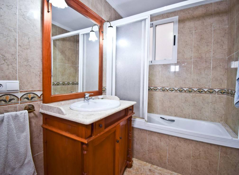 Revente - Rez-de-chaussée - Santa Pola - Casco urbano