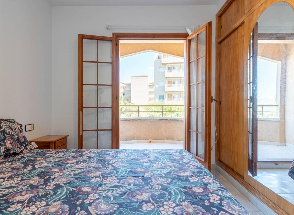 Revente - Townhouse - Arenales del Sol - Zona paseo maritimo