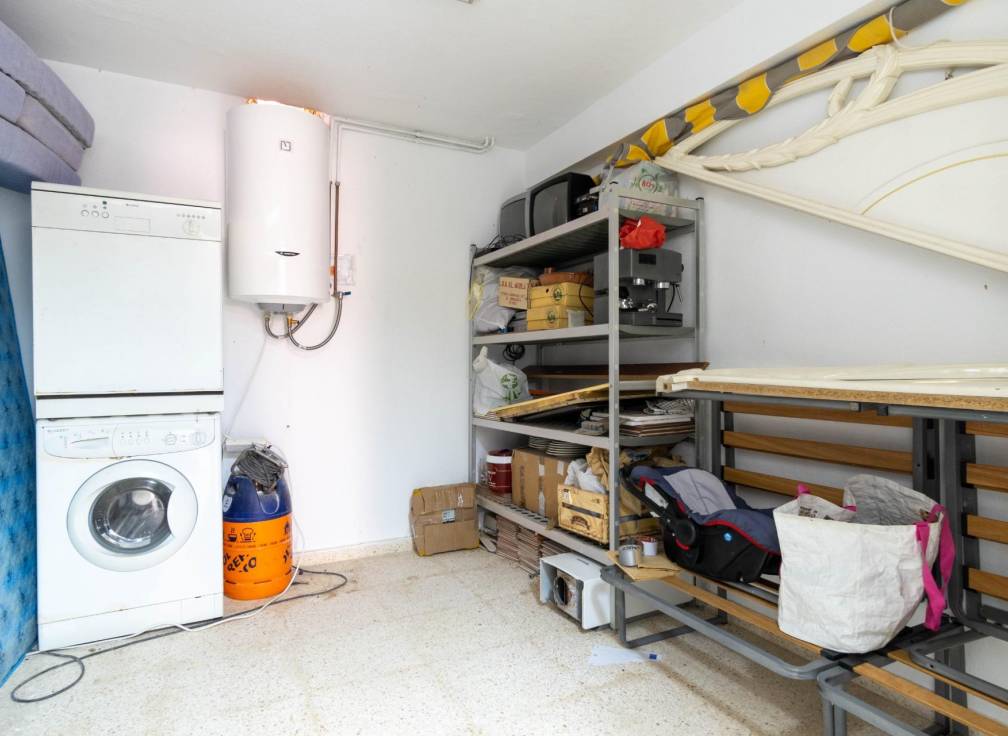 Revente - Townhouse - Arenales del Sol - Zona paseo maritimo