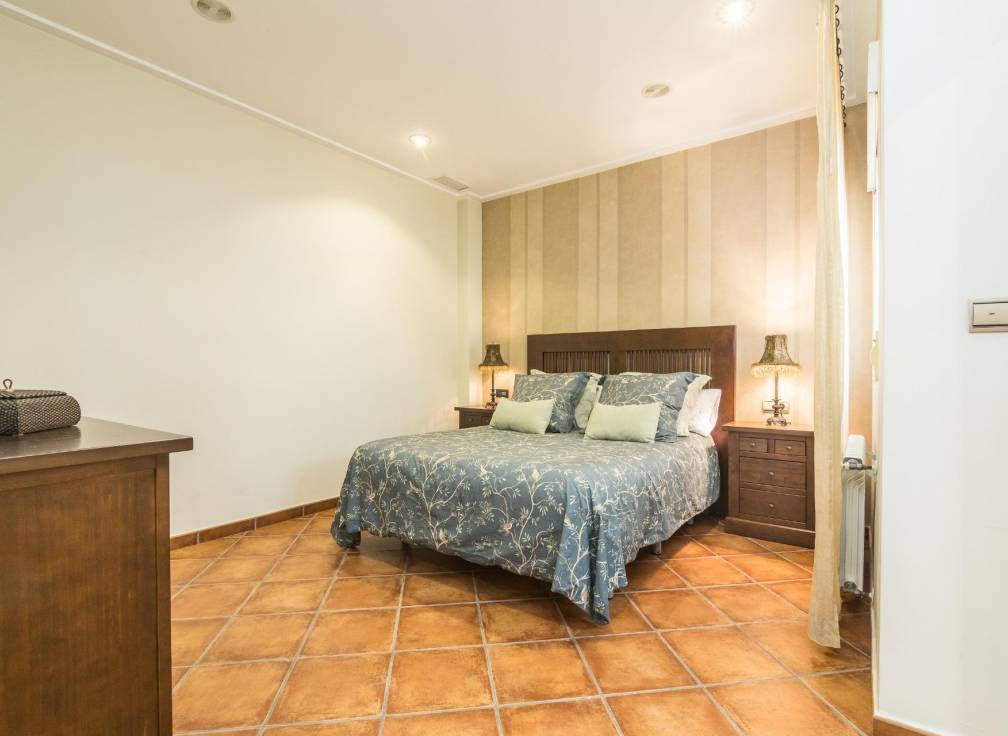 Revente - Triplex - Elche - Corazon de Jesus