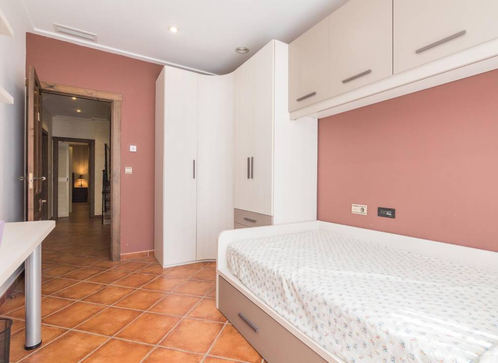 Revente - Triplex - Elche - Corazon de Jesus