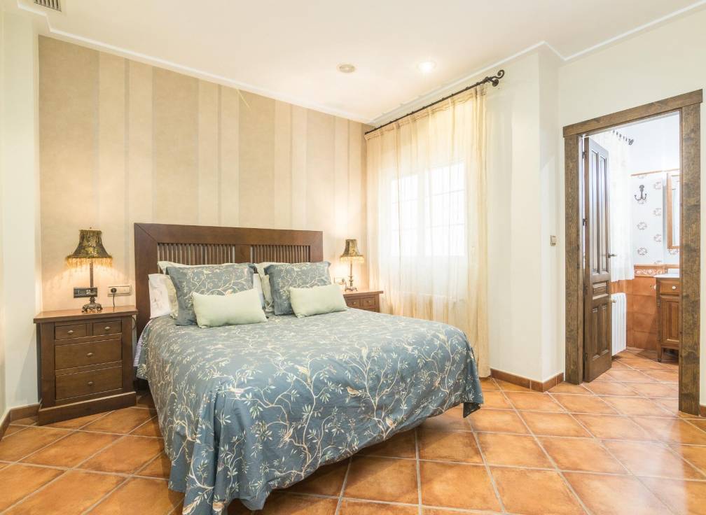 Revente - Triplex - Elche - Corazon de Jesus
