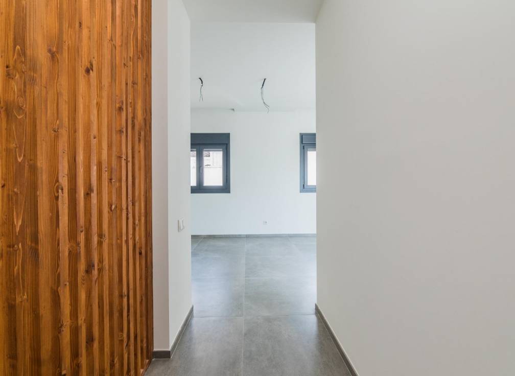 Revente - Triplex - Elche - Raval - Puertas Coloradas