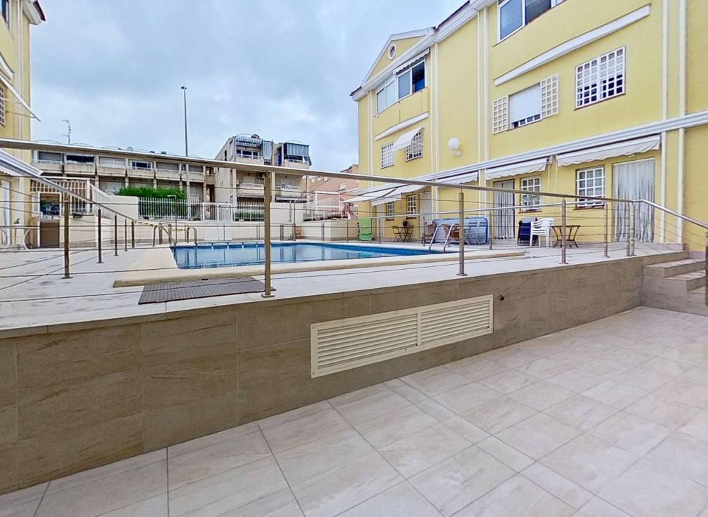 Revente - Triplex - Santa Pola - Santiago bernabeu