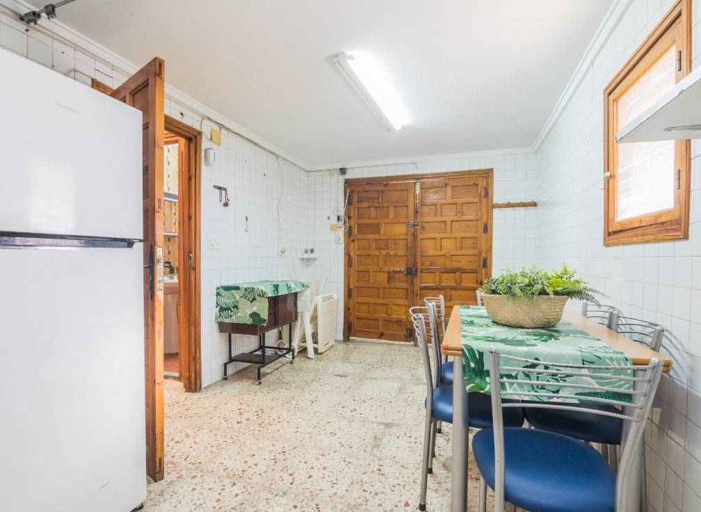 Revente - Villa - Crevillent - Comunidad valenciana