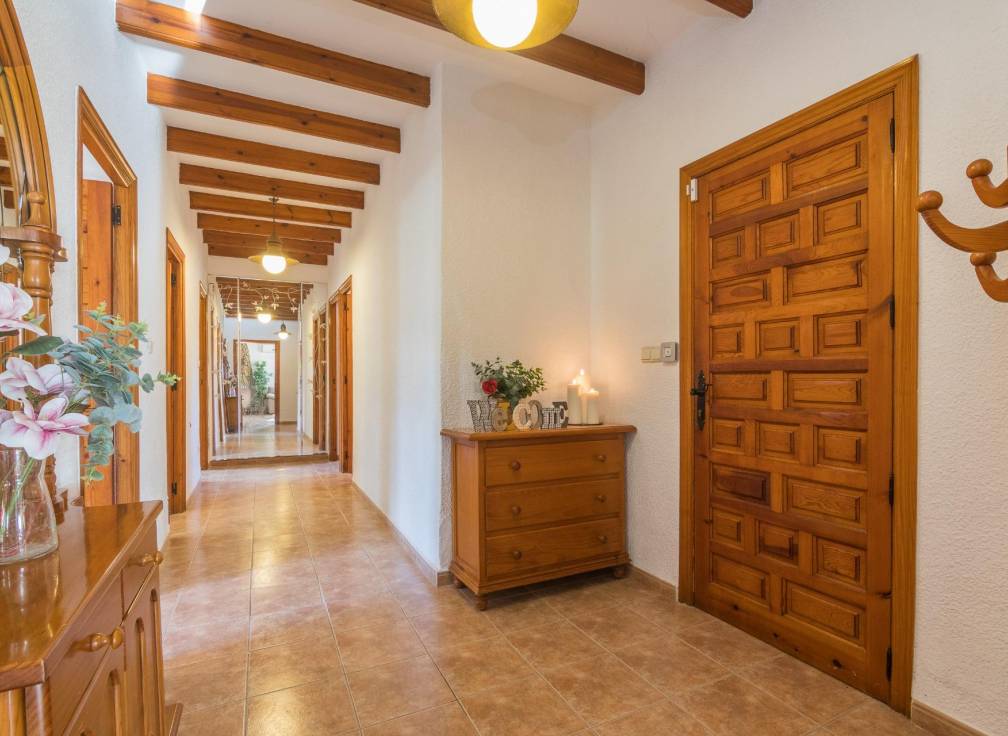 Revente - Villa - Crevillent - Comunidad valenciana