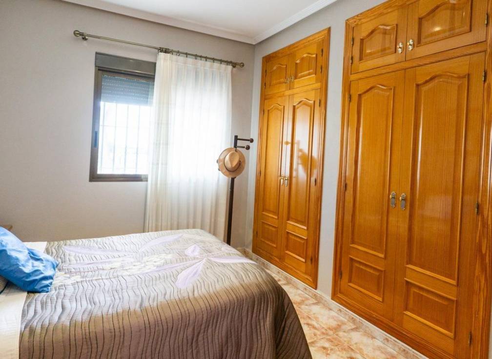 Revente - Villa - Crevillent - Comunidad valenciana