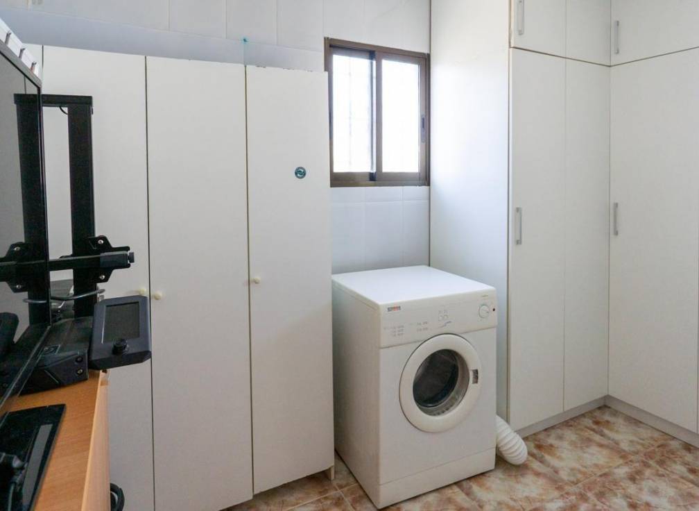 Revente - Villa - Crevillent - Comunidad valenciana