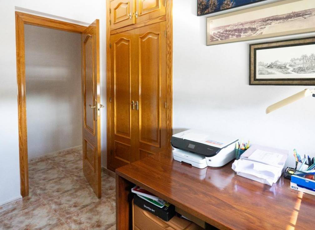 Revente - Villa - Crevillent - Comunidad valenciana