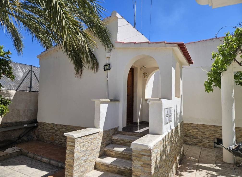 Revente - Villa - Crevillent - LA MANGRANERA