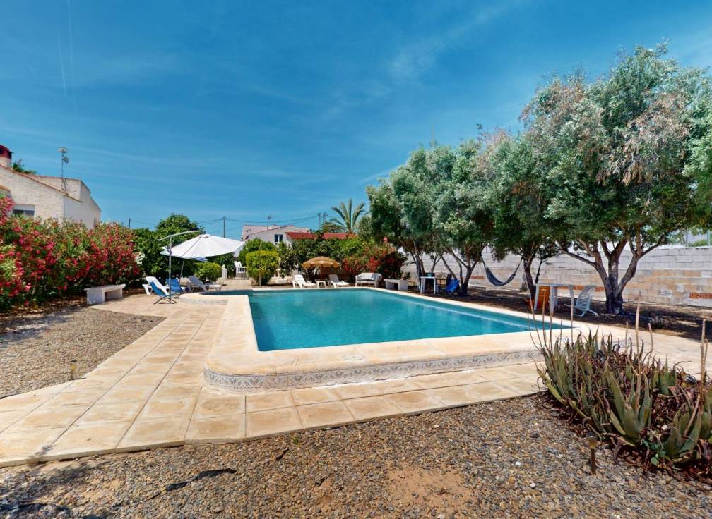 Revente - Villa - Crevillent - LA MANGRANERA