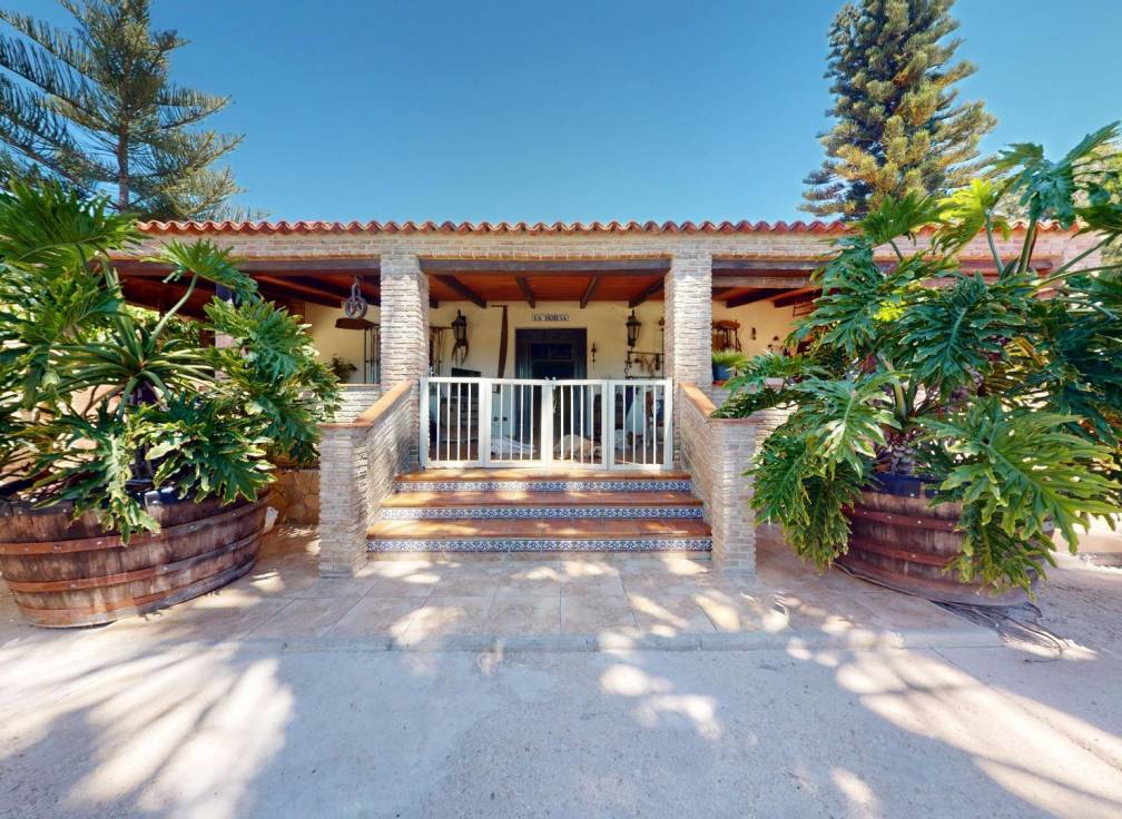 Revente - Villa - Las bayas - Baya Baja