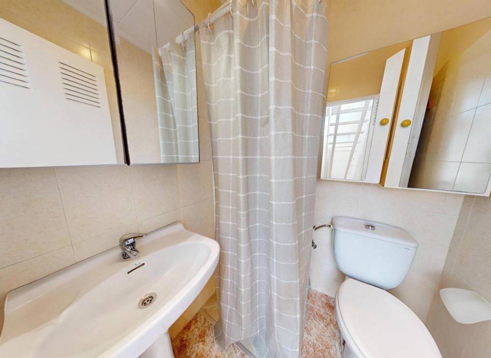 Revente - Villa - Las bayas - Las Bayas-Asprillas