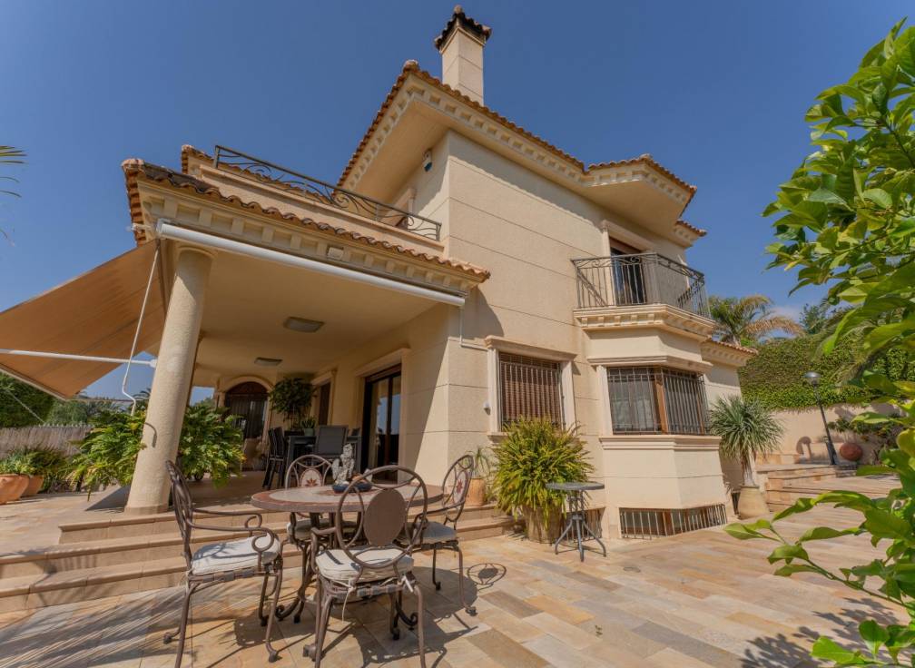 Revente - Villa - Peña las aguilas - PEÑA DE LAS AGUILAS