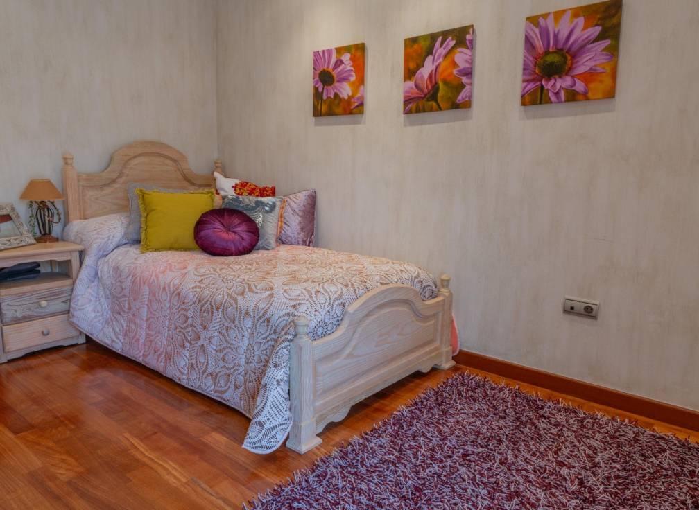 Revente - Villa - Peña las aguilas - PEÑA DE LAS AGUILAS