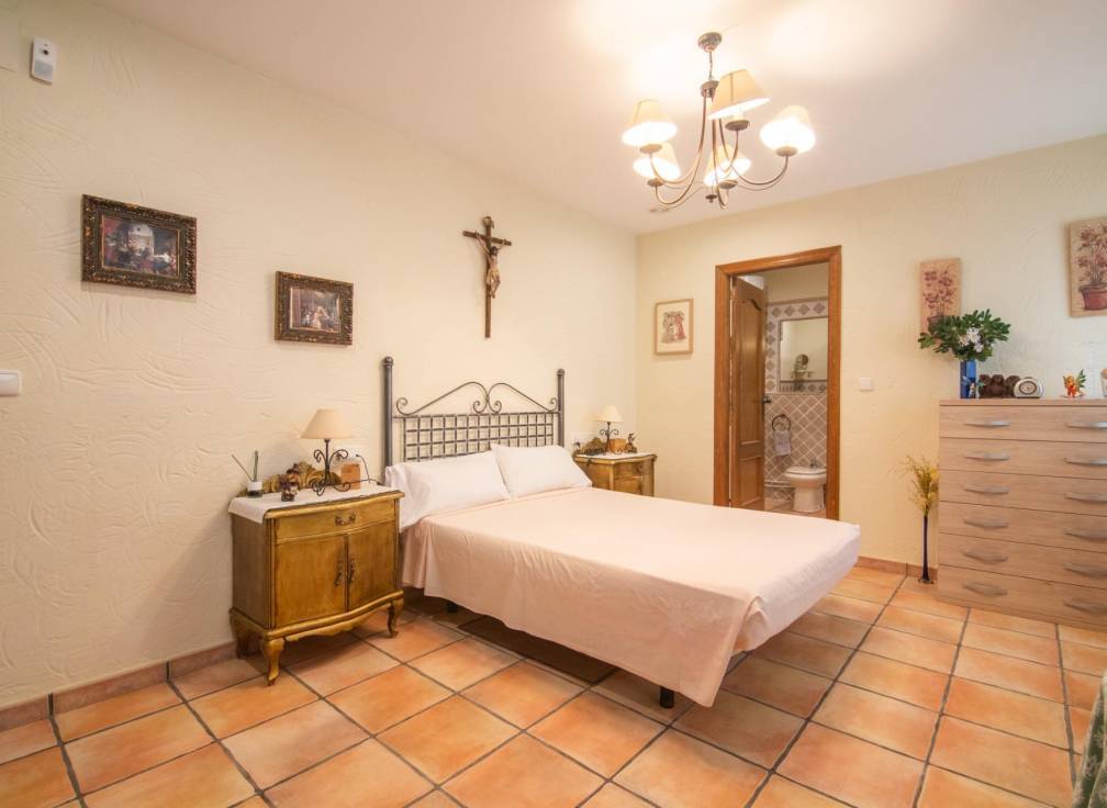 Revente - Villa - Peña las aguilas - PEÑA DE LAS AGUILAS