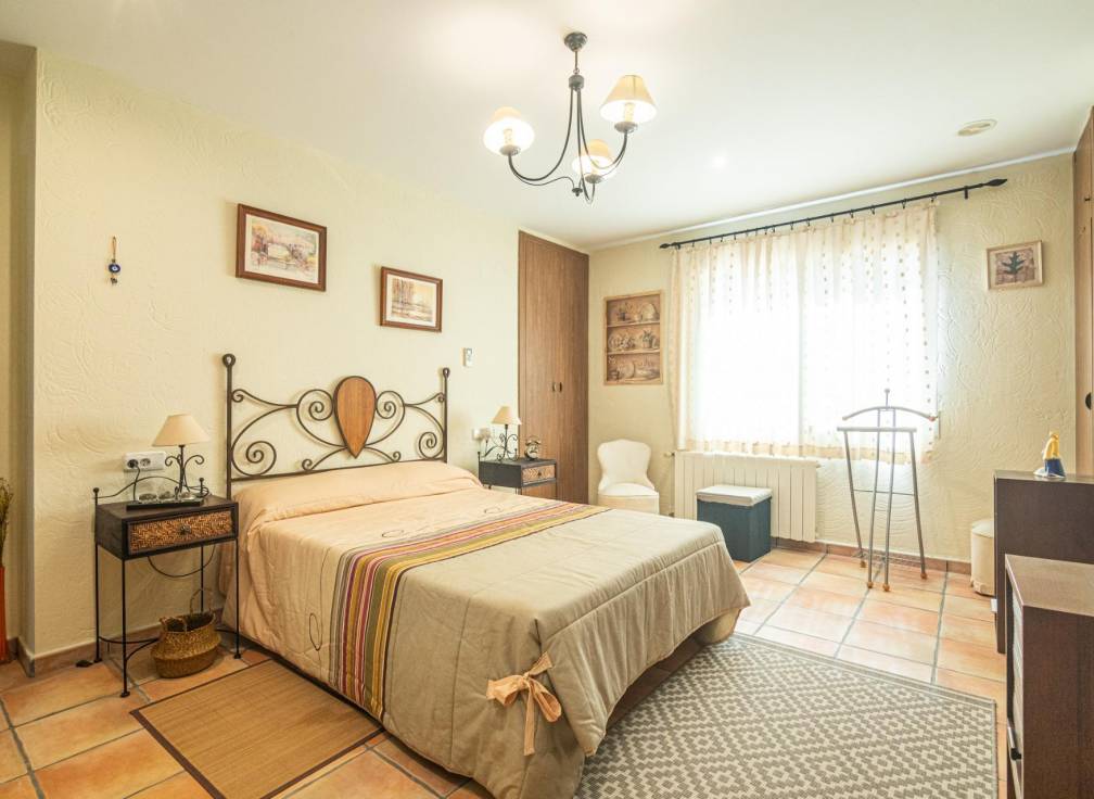 Revente - Villa - Peña las aguilas - PEÑA DE LAS AGUILAS