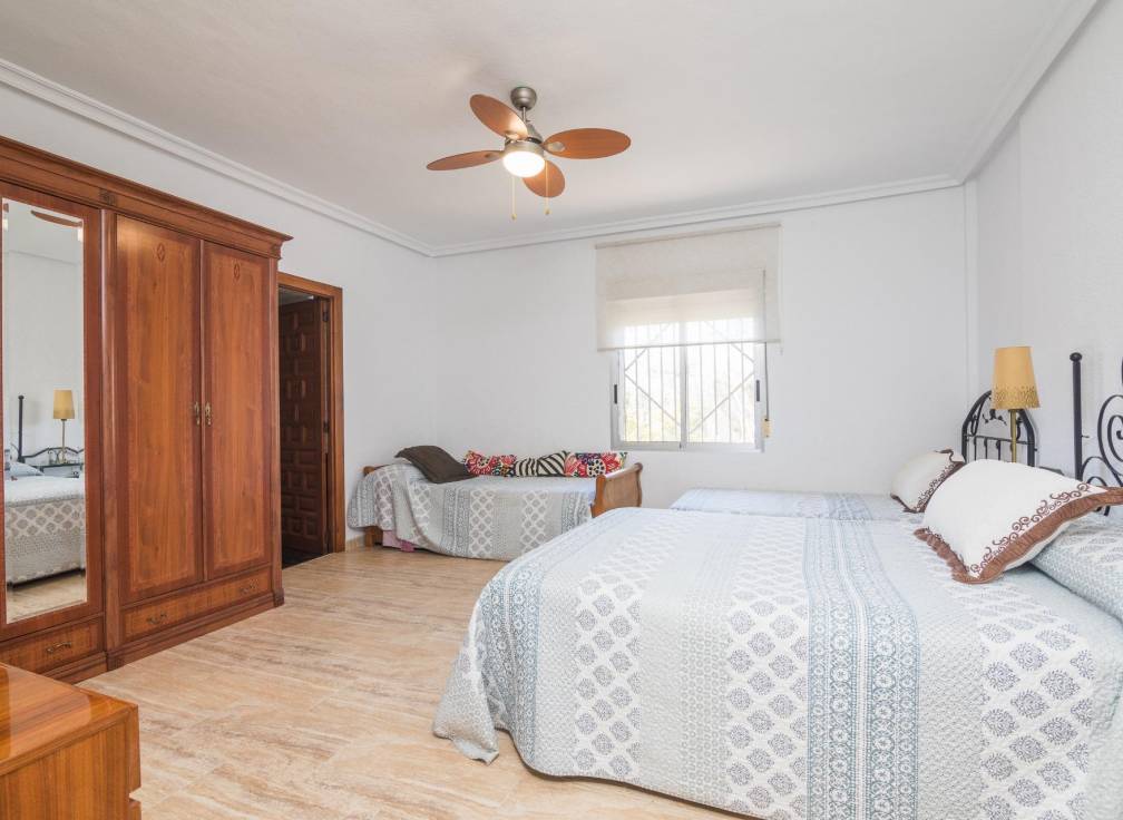 Revente - Villa - Perleta - Maitino-Perleta