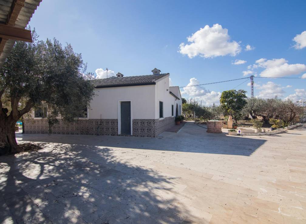 Revente - Villa - Perleta - Maitino-Perleta