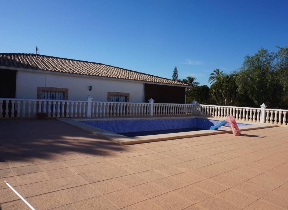 Revente - Villa - Perleta - Maitino-Perleta