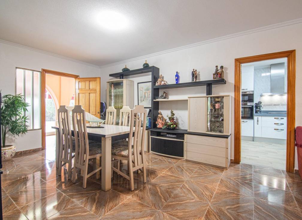 Revente - Villa - Valverde (Alicante) - Valverde