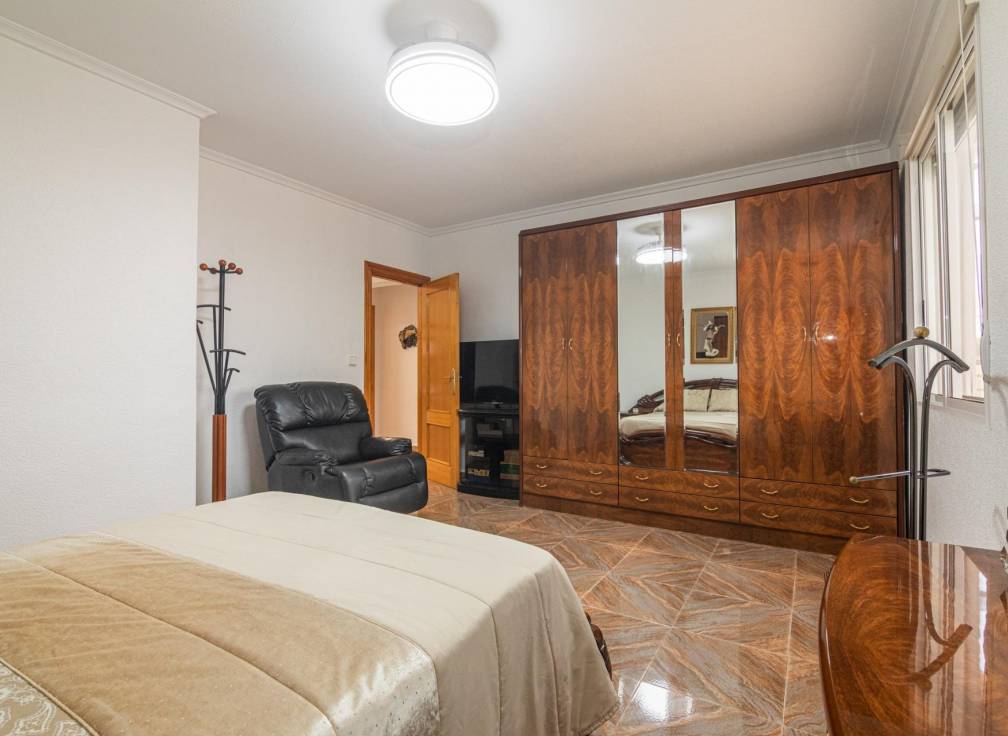 Revente - Villa - Valverde (Alicante) - Valverde