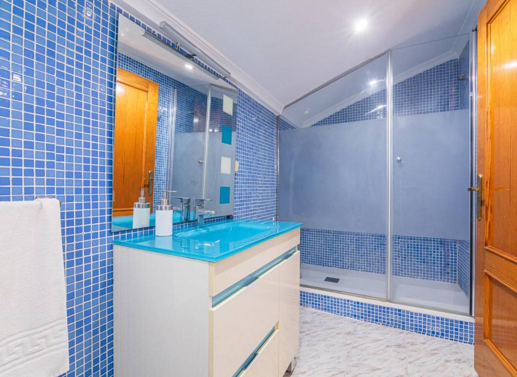 Revente - Villa - Valverde (Alicante) - Valverde