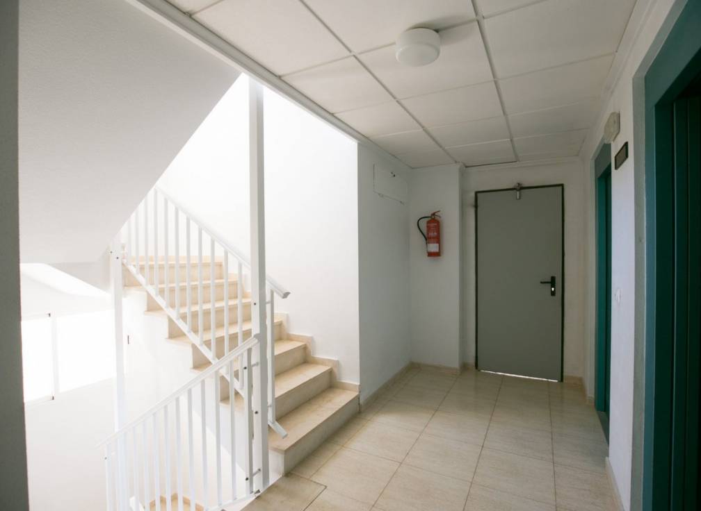 Segunda mano - Apartamento - Arenales del Sol - Avenida costa blanca