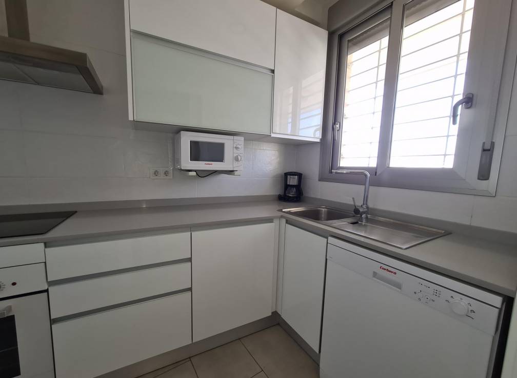 Segunda mano - Apartamento - Arenales del Sol - Calle albacete