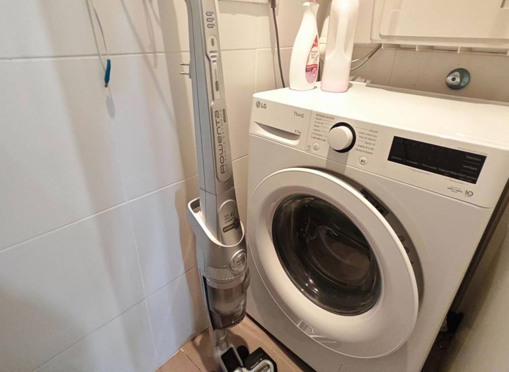 Segunda mano - Apartamento - Arenales del Sol - Calle albacete