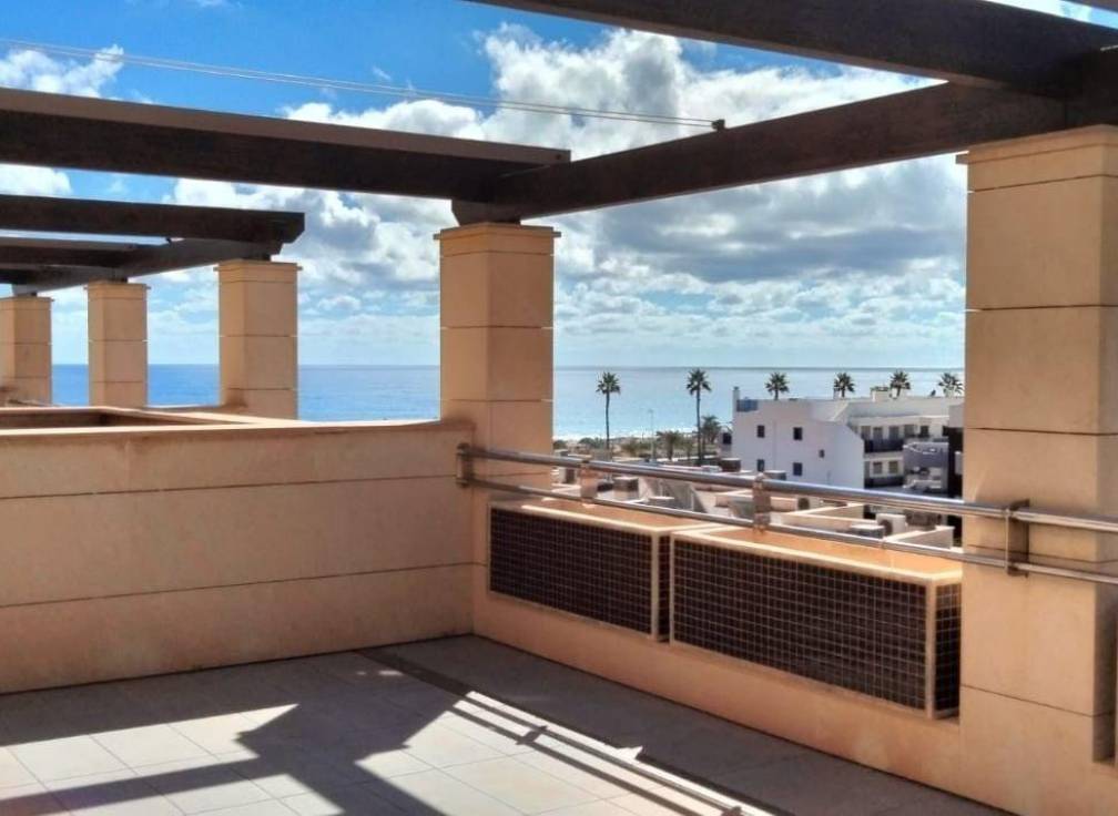 Segunda mano - Apartamento - Arenales del Sol - Calle albacete