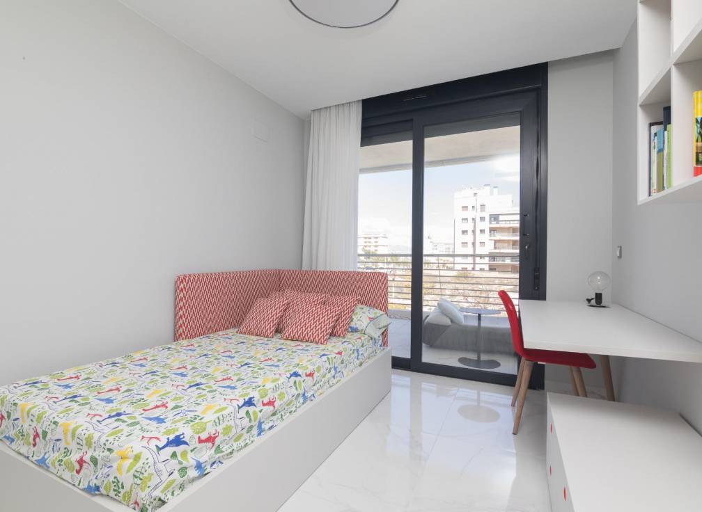 Segunda mano - Apartamento - Arenales del Sol - Calle valladolid
