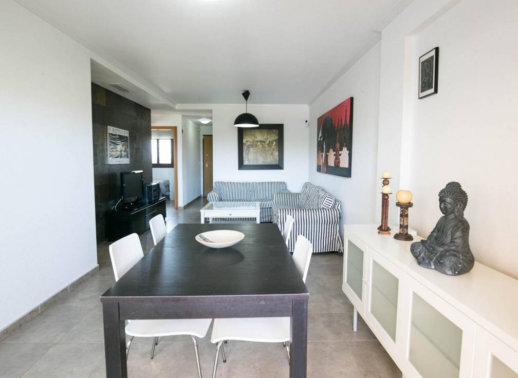 Segunda mano - Apartamento - Arenales del Sol - Calle valladolid