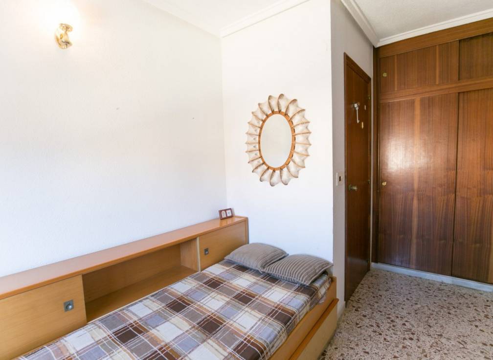 Segunda mano - Apartamento - Arenales del Sol - Zona paseo maritimo