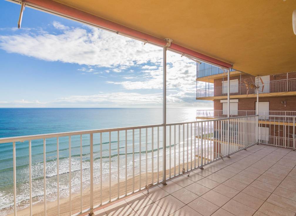 Segunda mano - Apartamento - Arenales del Sol