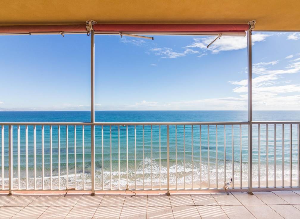 Segunda mano - Apartamento - Arenales del Sol