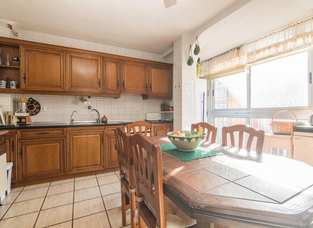 Segunda mano - Apartamento - Arenales del Sol