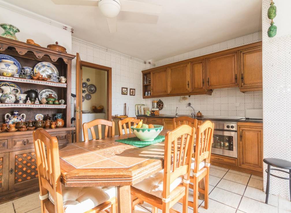 Segunda mano - Apartamento - Arenales del Sol